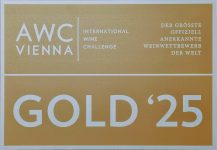 AWC Vienna Schild